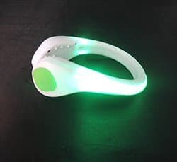 ReAct Original LED Shoe Clips – Pair of Blue, Green or Pink Super Bright LED Lights. Premium Quality Safety Light for Running, Cycling & All Outdoor Sports. BE SEEN & Stay Safe. (Green/White)