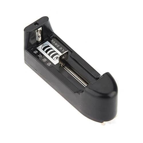 MoonandStar Single Slot Li-ion Universal Battery Charger INR18650 and Many More, End-of-Charge volatege 4.2 +/- 1% Input: AC 110-220v 47-63hz Output: 3.7v/450mA