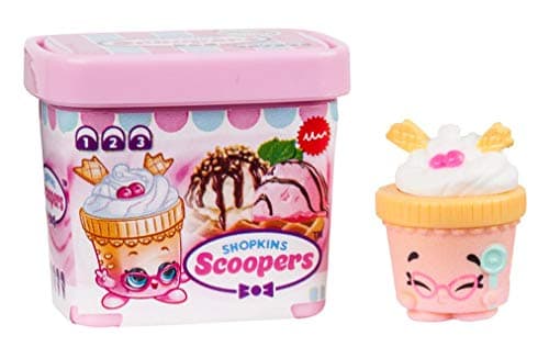 Shopkins Real Littles Shopper Pack. 8