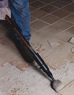 Trelawny 5 ft Pneumatic Long Reach Scraper, 136.3500