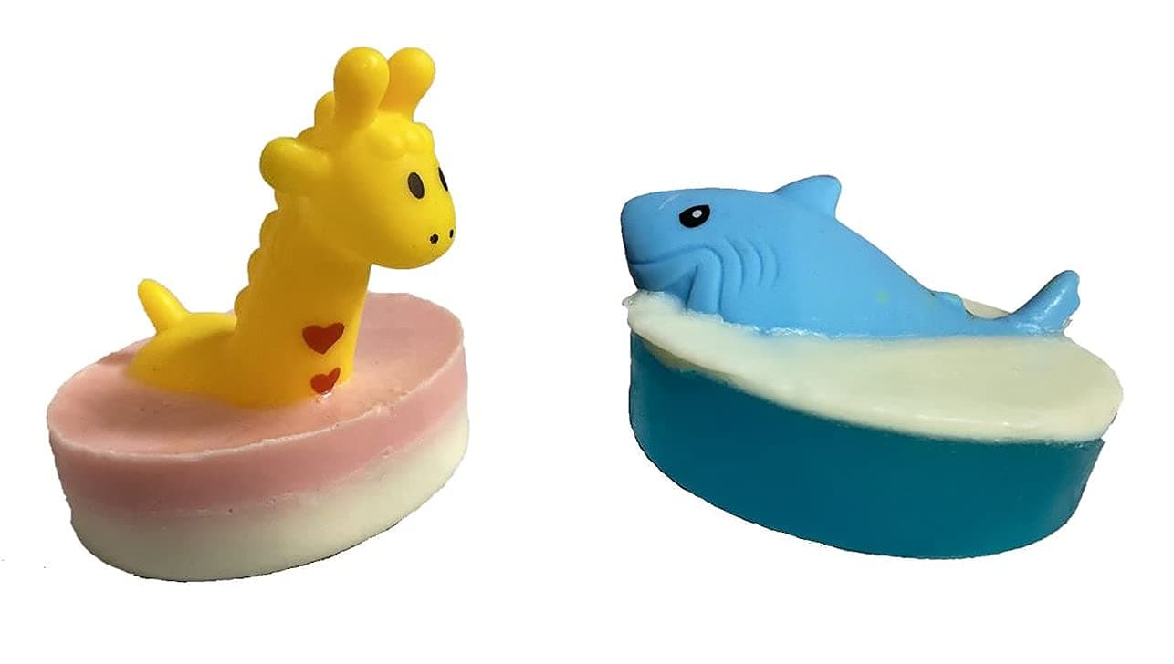 Little Warriors Handmade 3D Toys Kids Bath Soaps Pure Organic Goat Milk- Pack of 2- Giraffe and Fish (2 x 100 g)