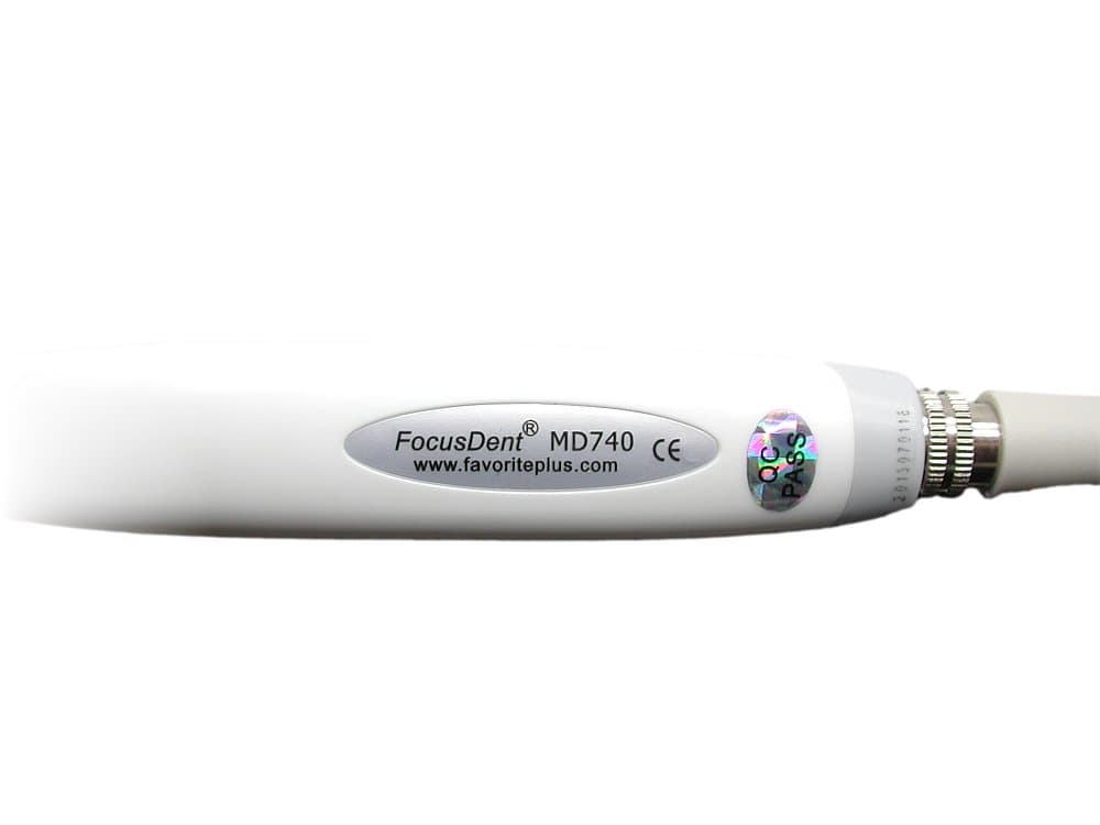 MD740 Digital USB Camera - Easy USB Connection, 6 LED, 1.3 Mega Pixels - Imaging Software Included - Comes with One (1) year Warranty!