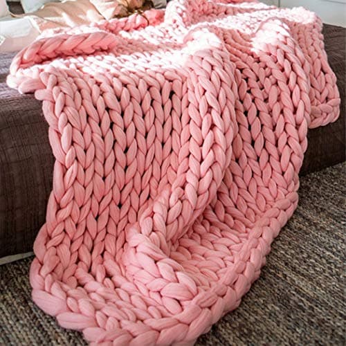 eacho Chunky Knit Blanket Soft Bulky Hand Made Throw for Bedroom Sofa Decor Super Large,Pink,32'' x 40''
