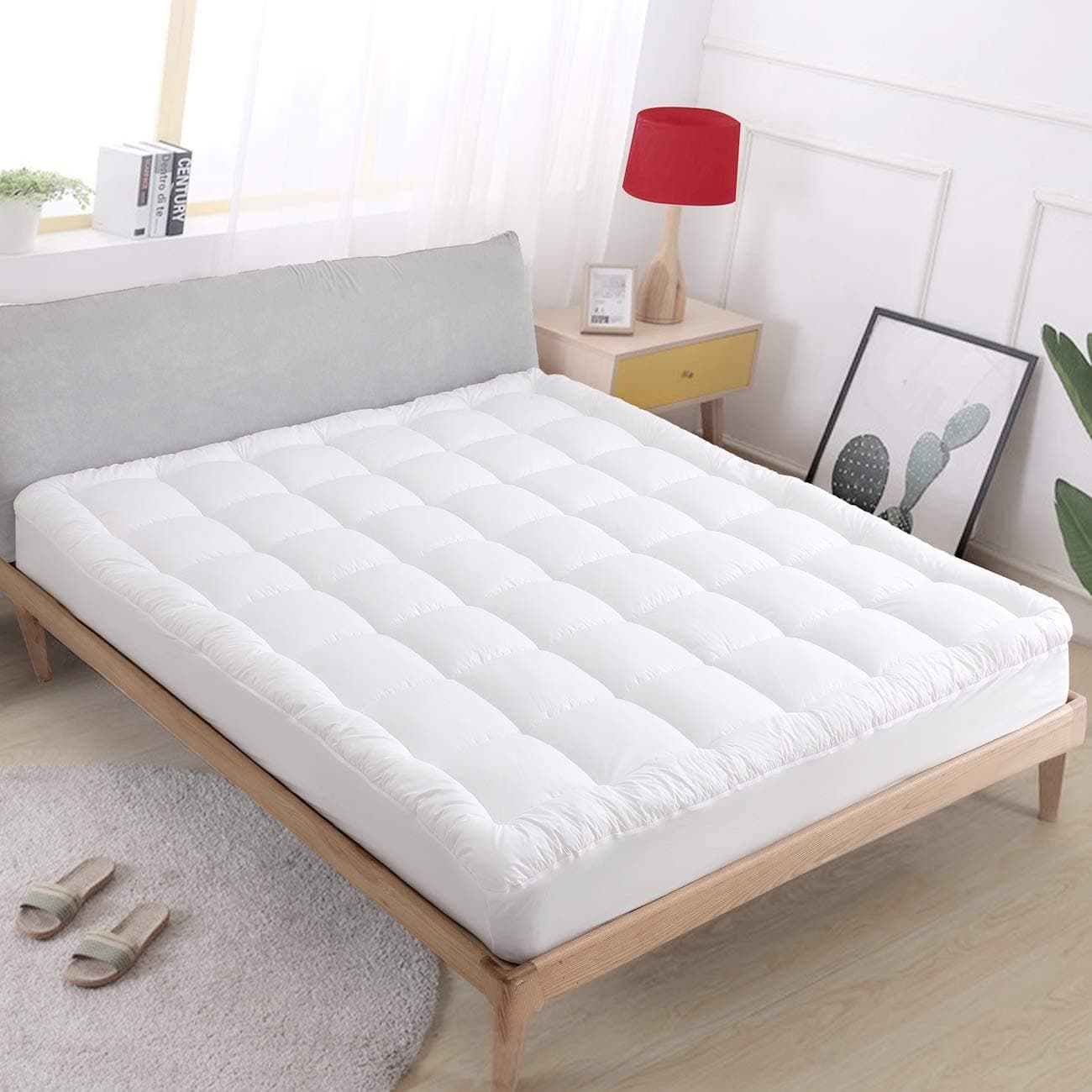 Queen Cooling Mattress Pad Cover, Breathable Quilted Fitted with 8-21 Inches Deep Pocket, Snow Down Alternative Filled Mattress Topper