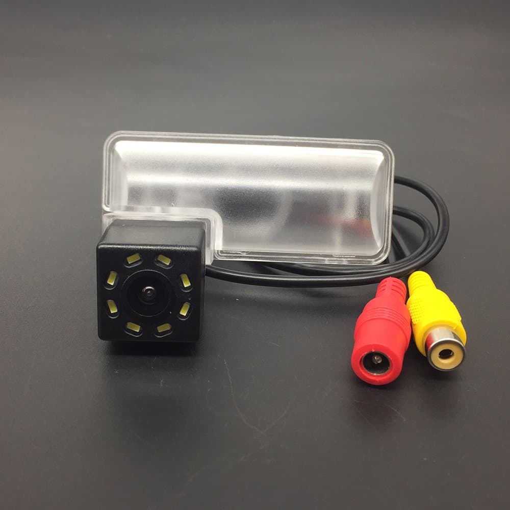 LEDs Car Rear View Camera for Subaru Forester SJ/Subaru Legacy/Liberty/Subaru Outback Sprot Sedan/Wagon/Subaru XV & HD CCD Night Vision Waterproof and Shockproof Reversing Backup Camera (8 LED)