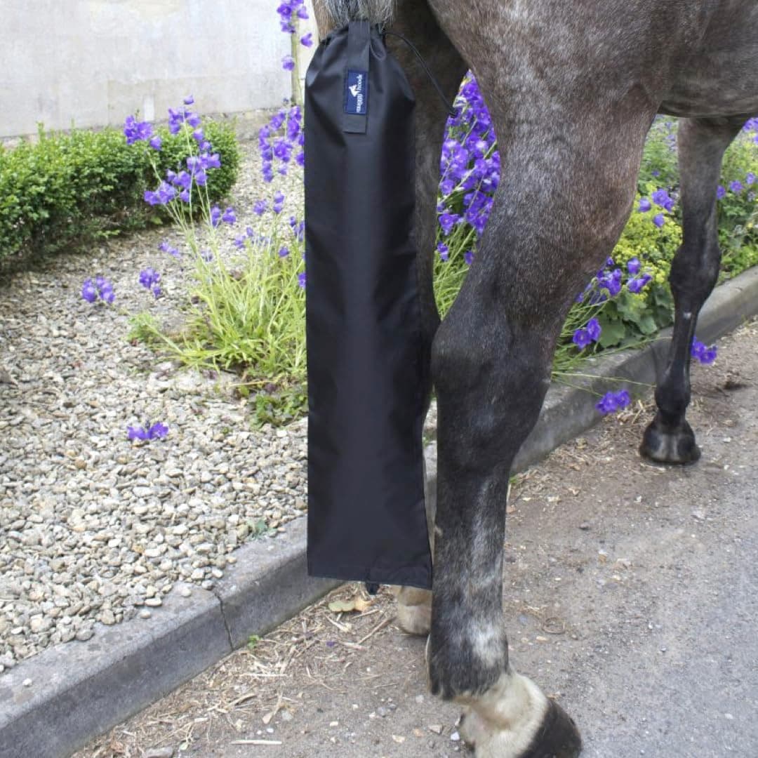 Snuggy Hoods Waterproof Tail Bag for Stable/Travel/Field. 4 Sizes (L)