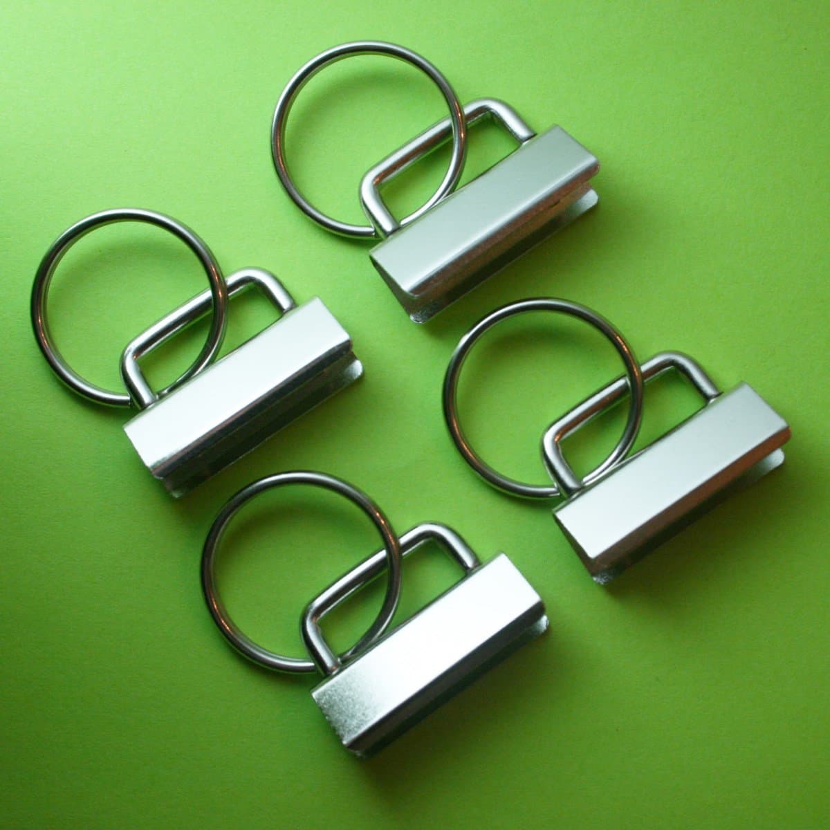 100 Sets - Key Fob Hardware with Split Ring - 1.25 Inch Wide