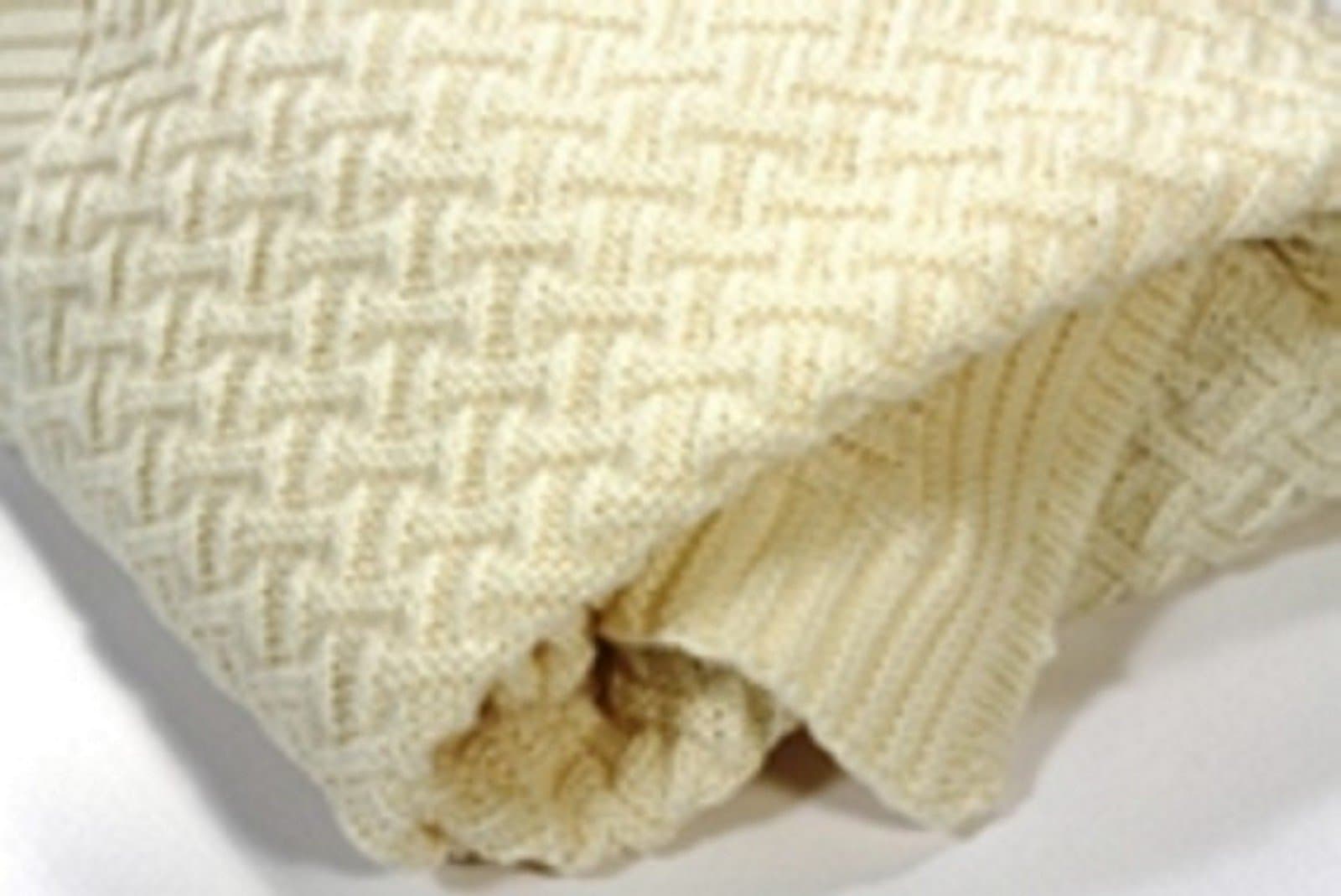 0610563326914 Cuddle Blanket/Baby Blanket/Soft Blanket / 80 x 90 cm / 100% Virgin Wool
