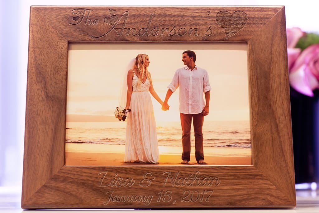 Walnut Couple Picture Frame, Personalized Family Photo Frame, Custom Engraved Gift, 5x7 Pictures, for Wedding, Lovers, Engagement, Honeymoon