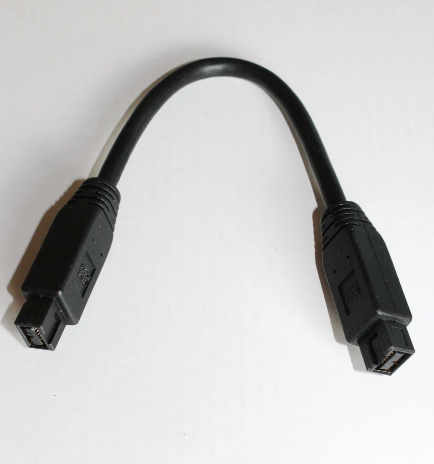 Oodelay 8 Inch - Short FireWire800 (9pin) -To- FireWire800 (9pin) Jumper Cable