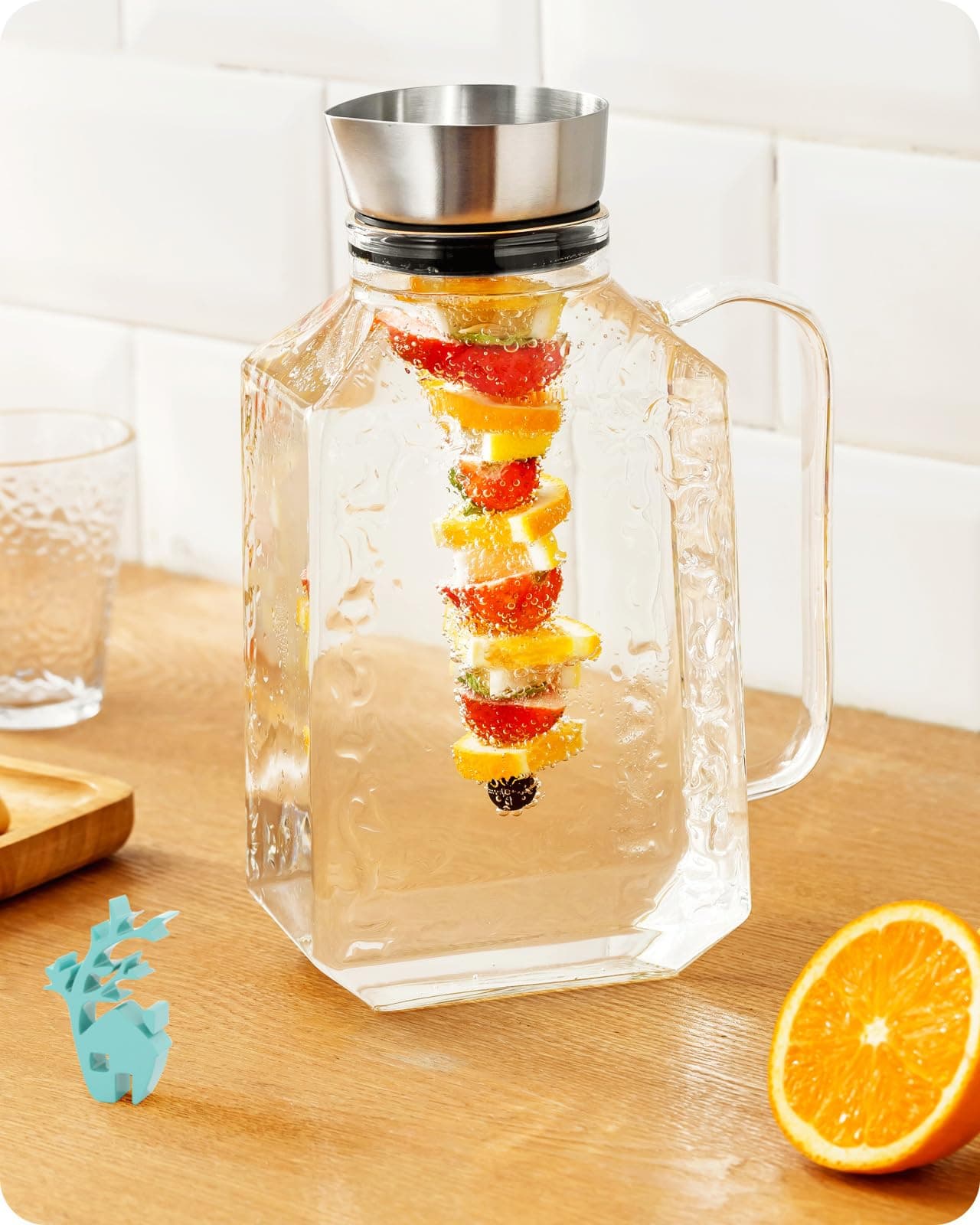 Baffect Glass Carafe with Lid, Carafe with Fruit Insert, Heat and Cold Resistant Borosilicate Glass Water Jug for Sangria and Drinks (1.75 L/62 oz.)