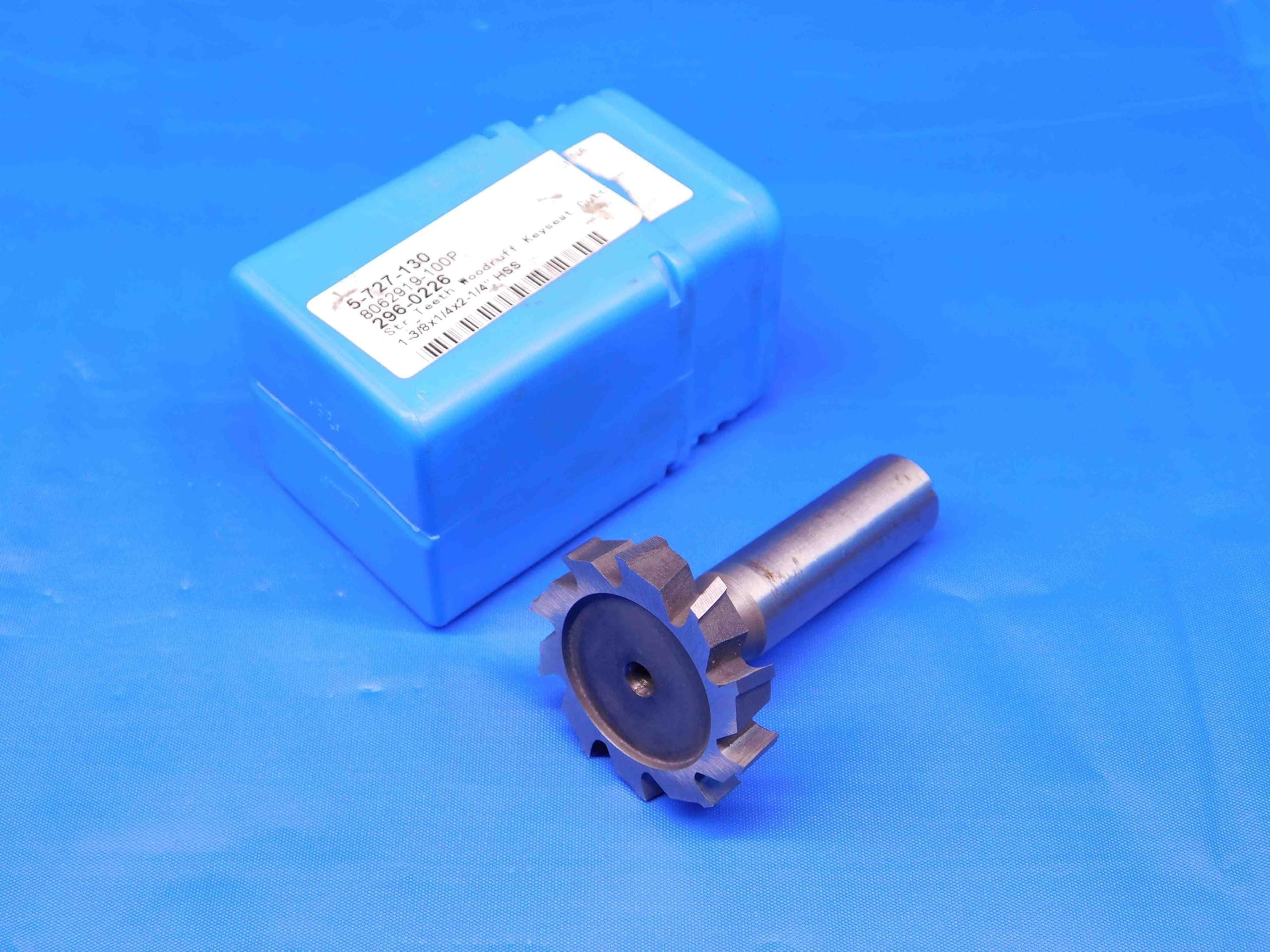 Staggered Tooth Woodruff KEYSEAT Cutter 1 3/8 O.D. X 1/4 Width X 1/2 Shank CNC - BR7027AY4