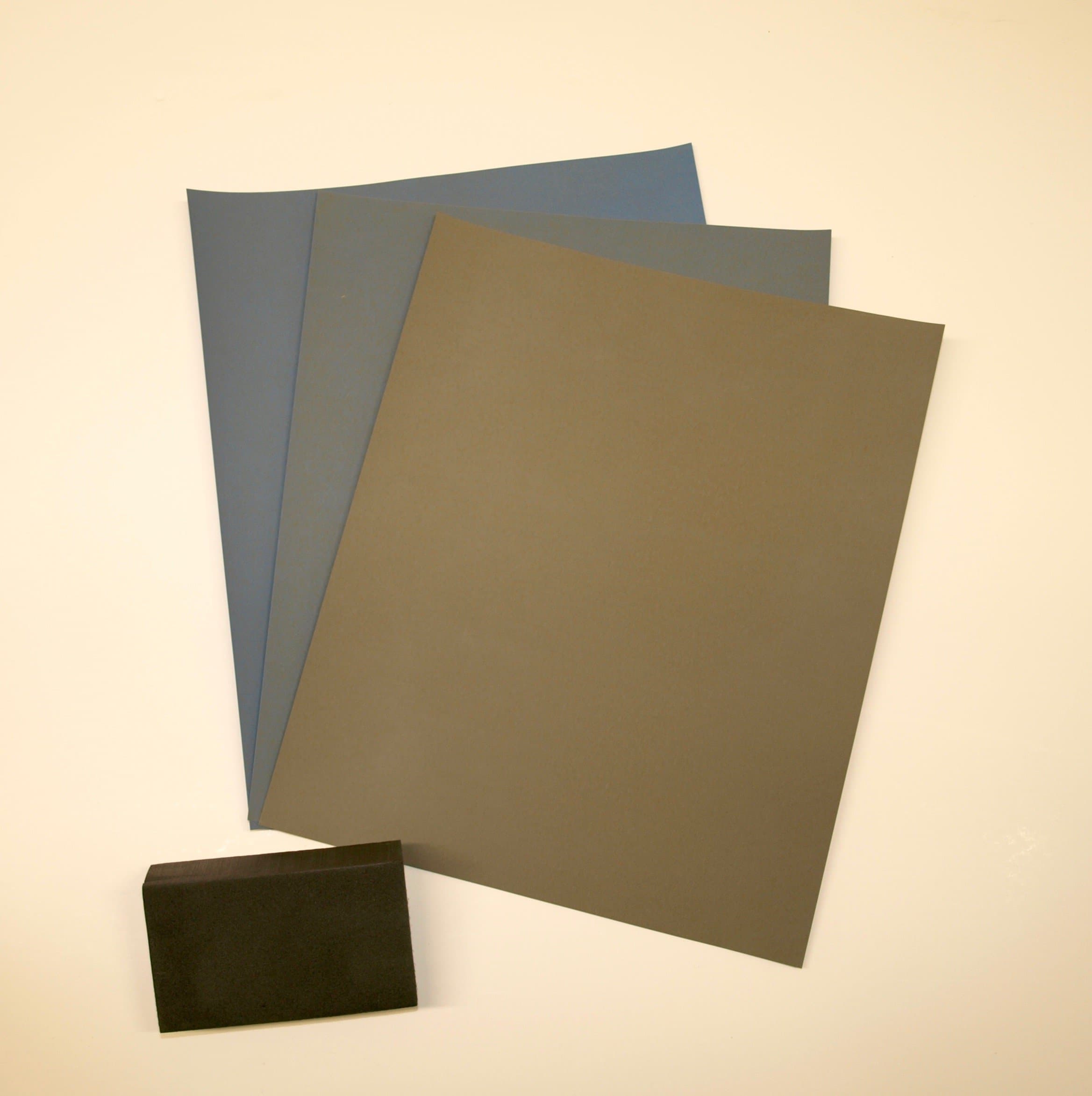 Wet and Dry Sandpaper Kit 2000/2500/3000 with Sanding Block. 3 Sheets Mixed Grits. Equal Amounts of Each Grit. Silicon Carbide Abrasive Waterproof Paper.