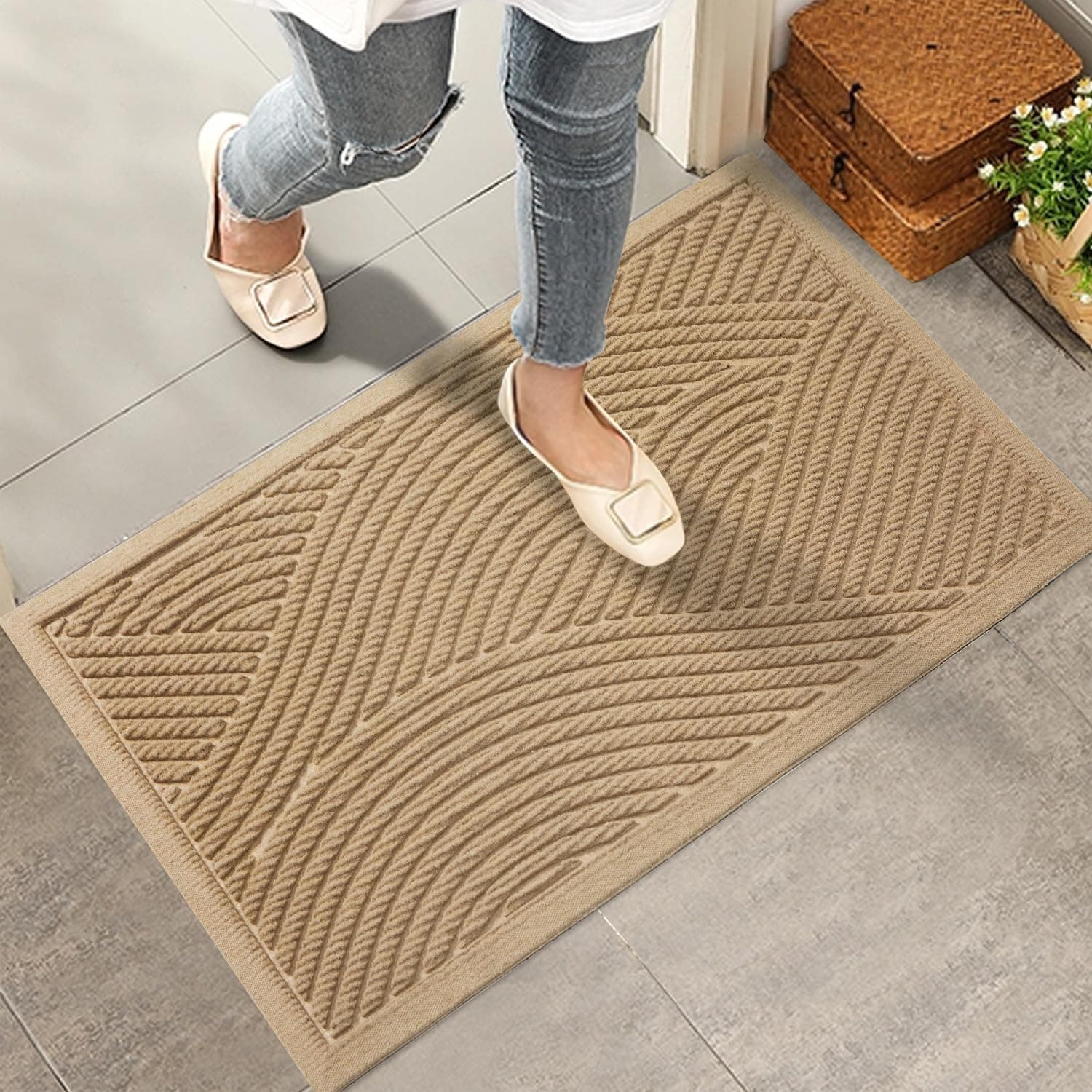 Sturdy Front Door Mat, Absorbent Muddy Dirt Resist Welcome Door Mats Outdoor Indoor, Stain and Fade Resistant, Non-Slip Backing Entry Mat Low Profile Doormat for Entryway, 29×17, Beige