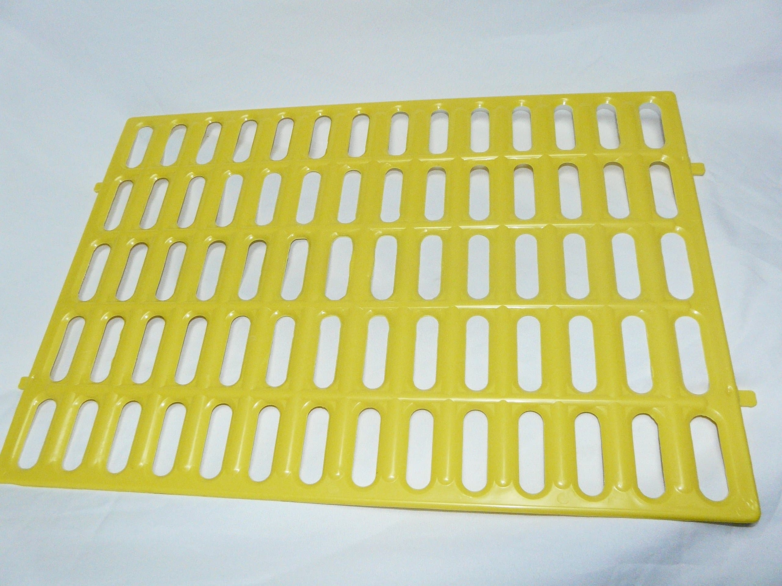 Eden Farms Mat for Bunny Rabbit cage, Plastic. Make a Wire-Floored cage Comfortable. (Yellow)