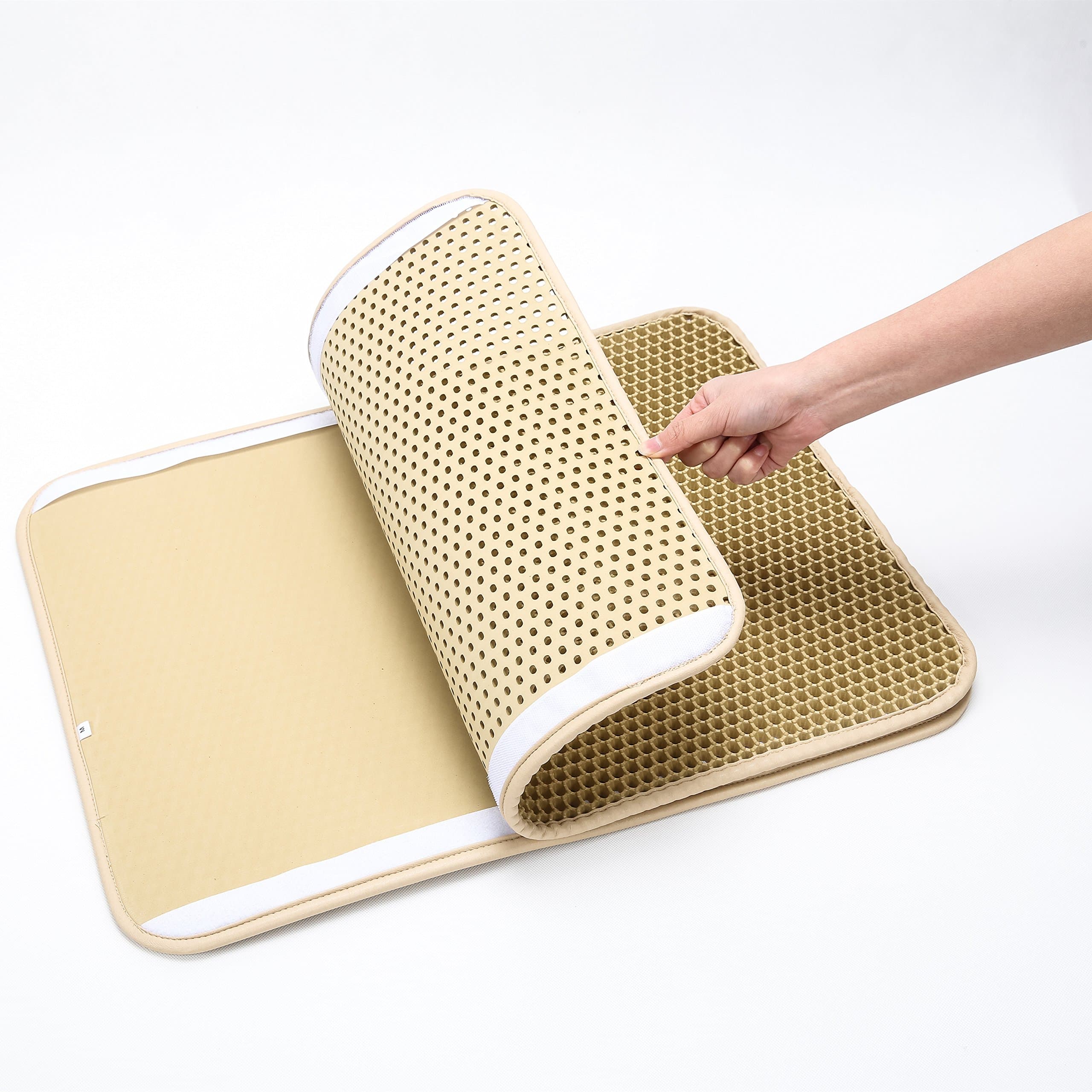 Rainbowsun Cat Litter Mat Litter Mat Double-Layer Litter Trapper Mat Large Waterproof Honeycomb Non-Toxic Protect Floor and Carpet Easy Clean Cat Little Tray Pad 70x55cm Beige