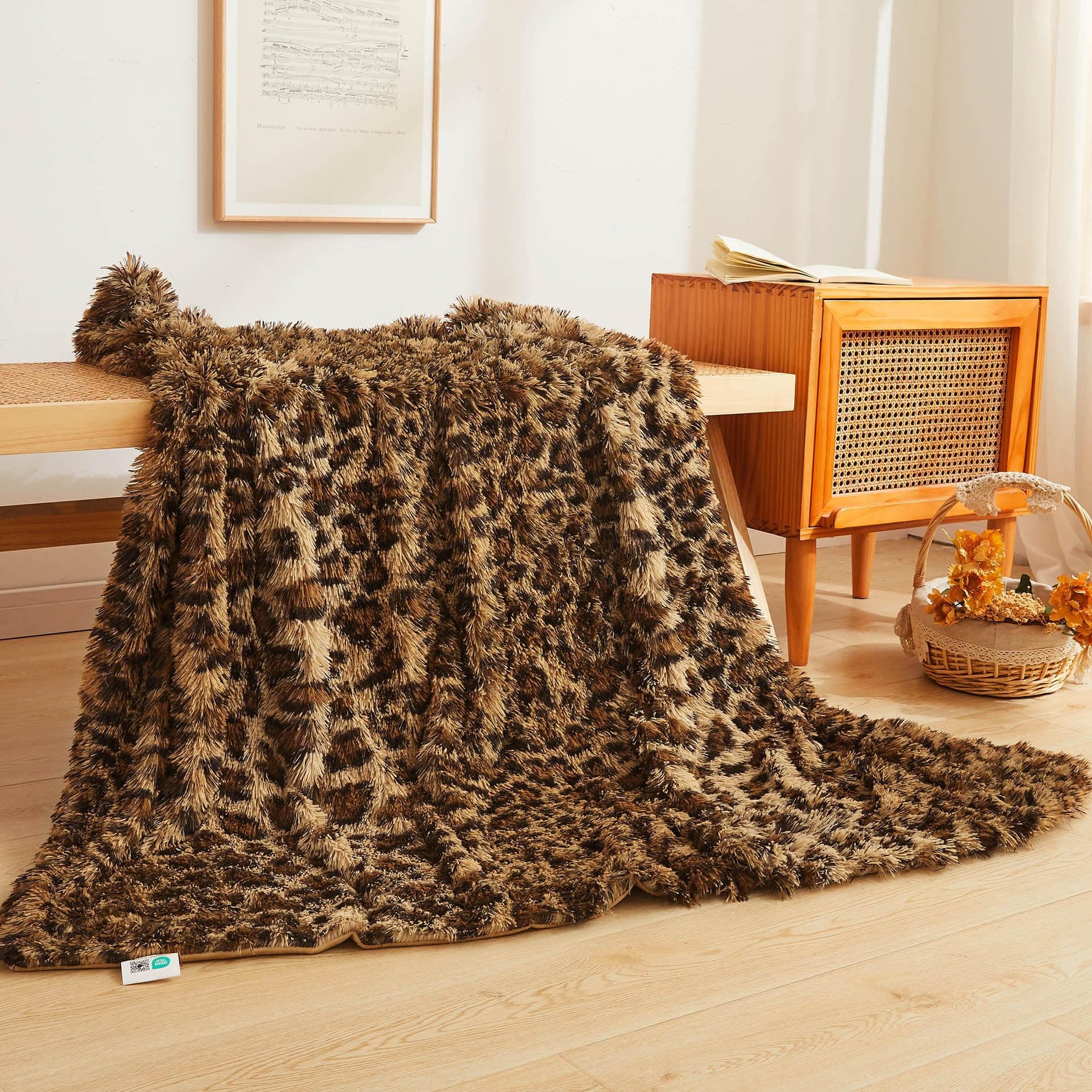 XeGe Luxury Faux Fur Leopard Print Throw, Soft 50x60 Cheetah Print Fluffy Blanket, Shaggy Plush Decorative Couch Throw, Cute Furry Fuzzy Animal Print Blanket for Sofa Bed, Brown