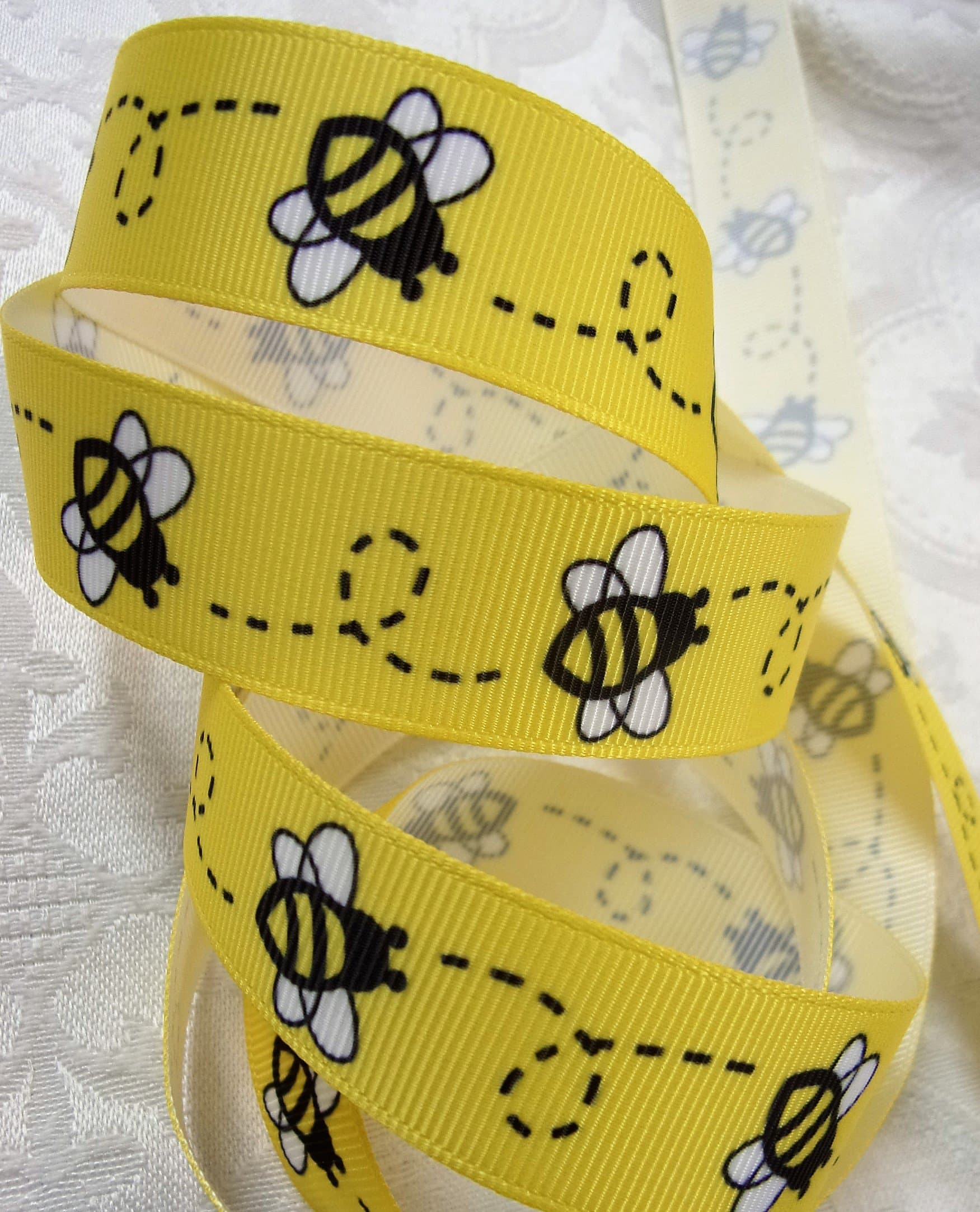 Grosgrain Ribbon - Yellow Bee Print - 7/8 Inch Wide - 10 Yards - Hair Bows & Crafts