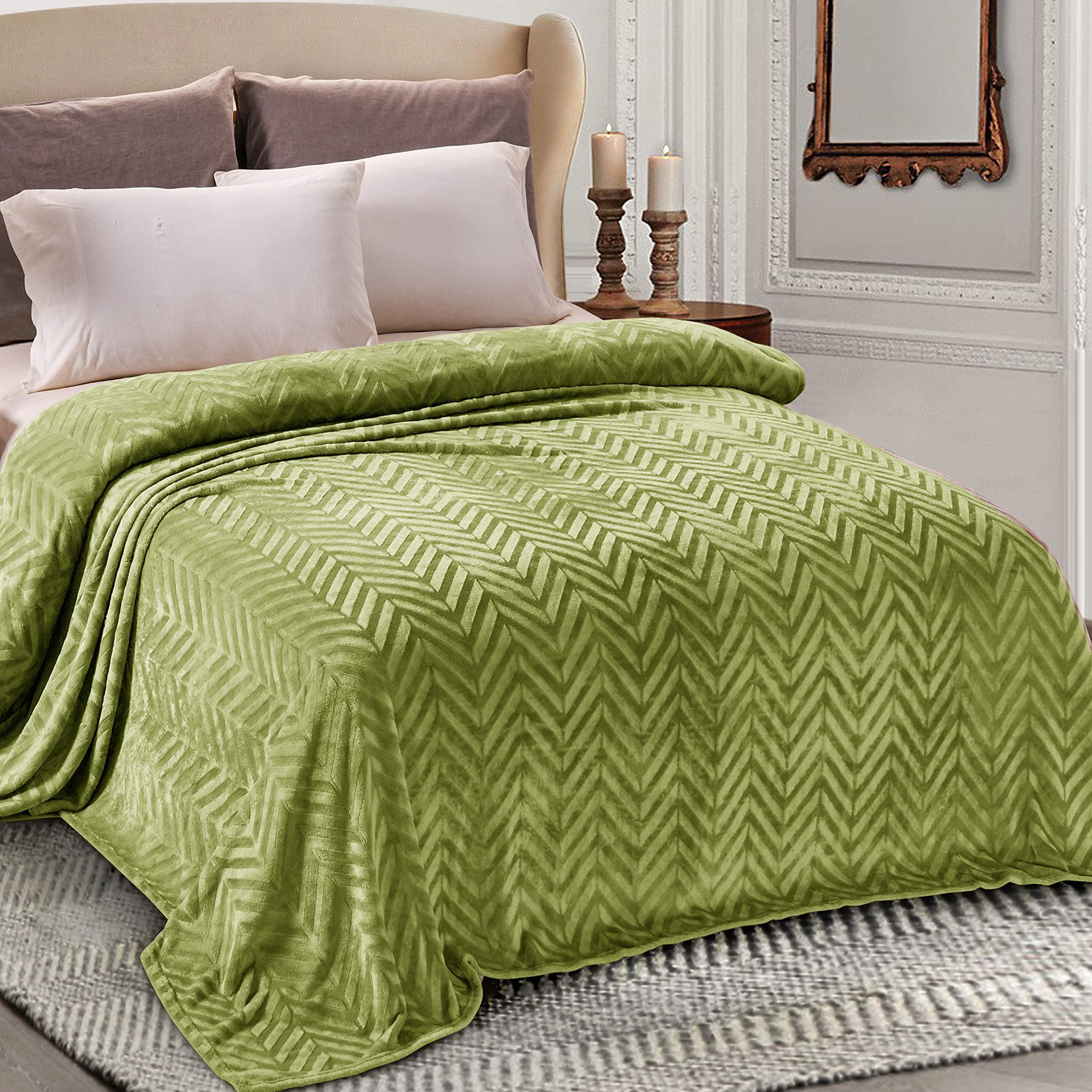 Whale FlotillaFlannel Fleece King Size Bed Blanket, Soft Velvet Lightweight Bedspread Plush Fluffy Coverlet Chevron Design Decorative Blanket for All Season, 90x104 Inch, Olive Green