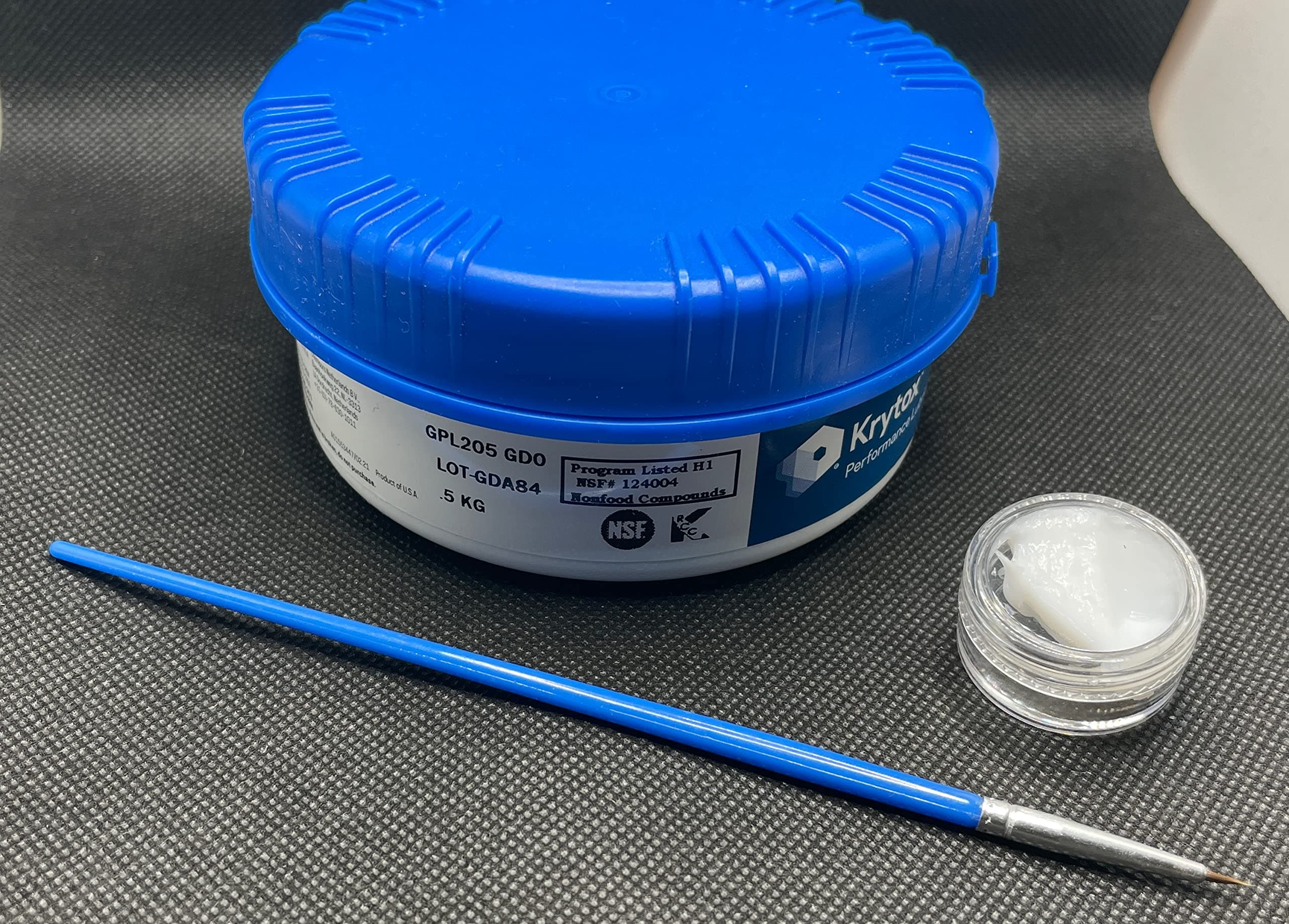 Krytox GPL 205 G0 Lubricant, 6 g