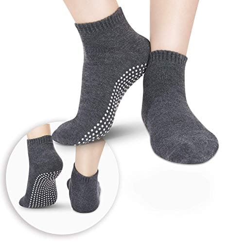 4 Pairs Non Slip Skid Socks Anti Slip Sock for women and men, Grip Socks for Yoga Home Barre Pilates Hospital Workout