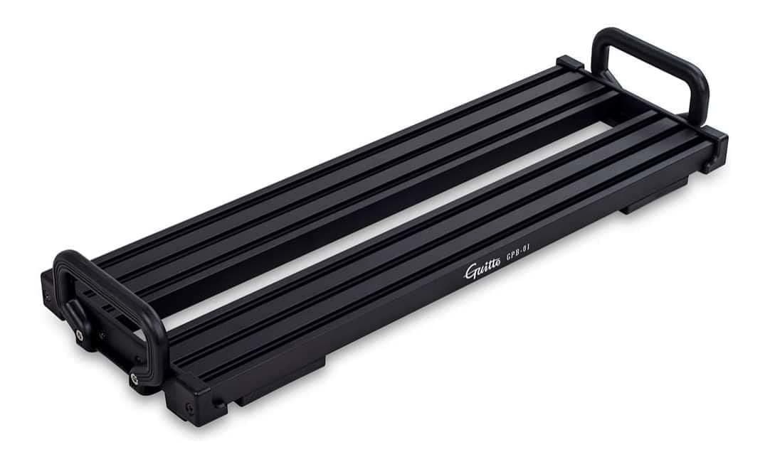 Guitto GPB-01 Pedalboard suitable for up to 4 pedals