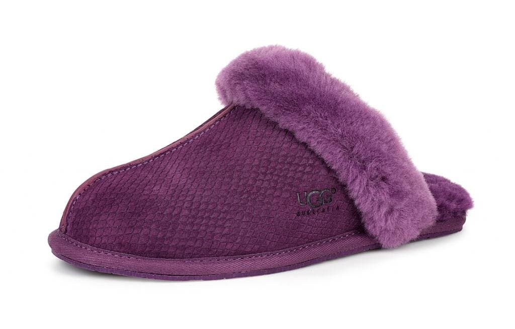 UGG Women's Scuffette II Exotic Scales Slipper - Versatile Slippers