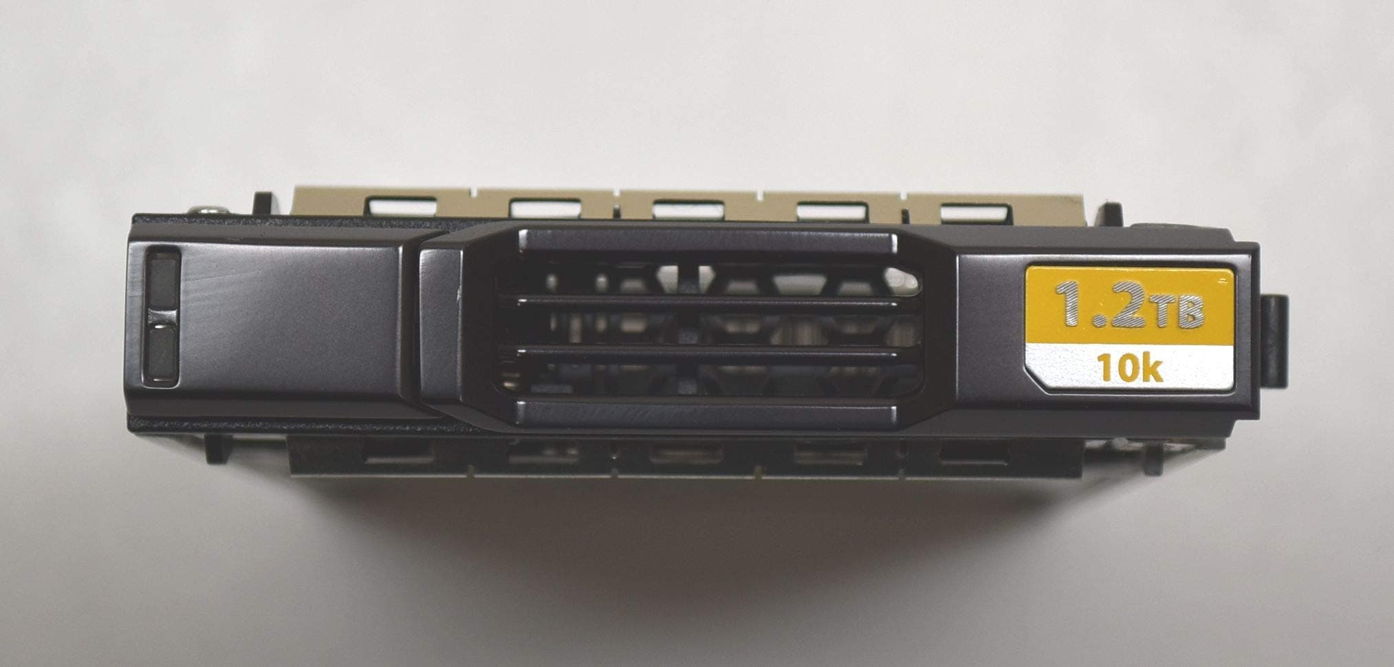 Dell 1.2TB 10K SAS Spare w/Tray HFJ8D 68V42 PS6100 PS6110 PS4100 PS4110 PS6210 PS4210 PS-M4110