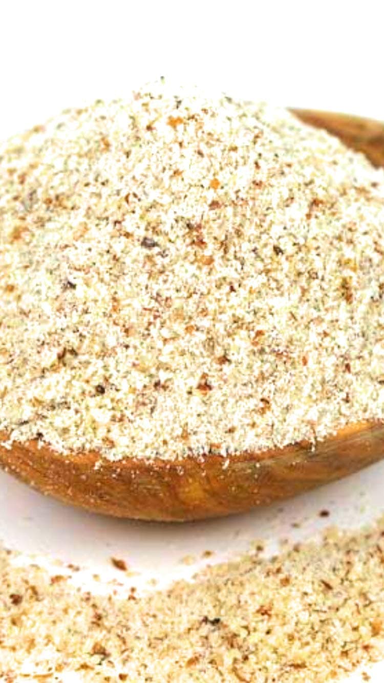 Hazelnuts 1kg coarsely Grounded