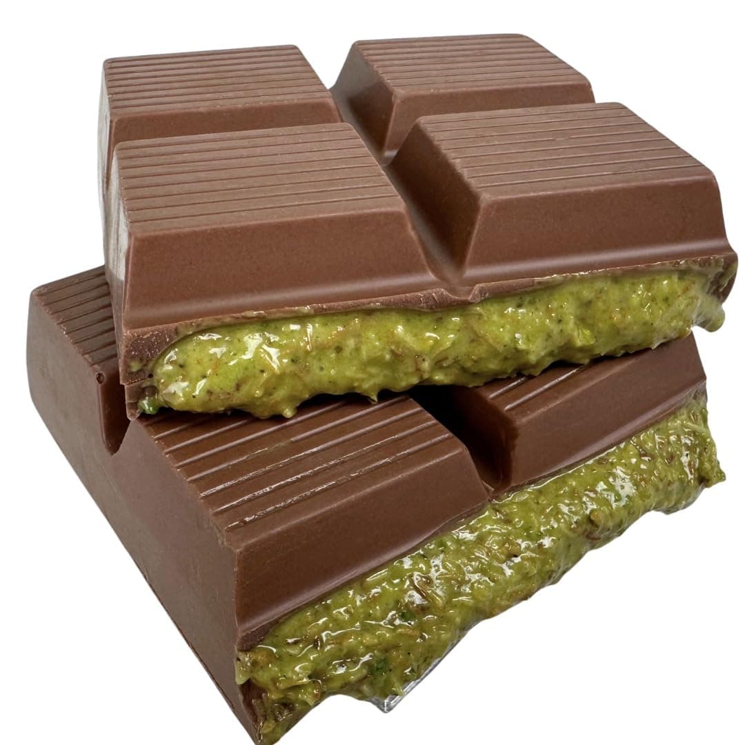 Dubai Chocolate Kunafeh Bar, 200 g (Pack of 1), Daily Fresh Shipment from Istanbul Turkey, Premium Belgian Milk Chocolate Kunafa Pistachio Bar