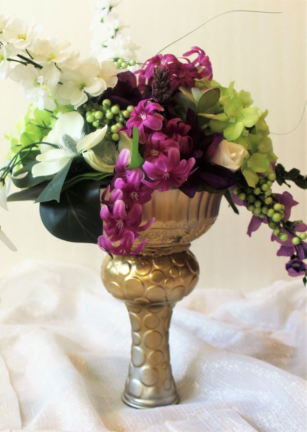 Silk Faux Floral arrangements,Silk Hydrangea arrangement, Spring Flower Arrangement, Mixed Floral Bouquet, Green and Cream/Neutral Hydrangea