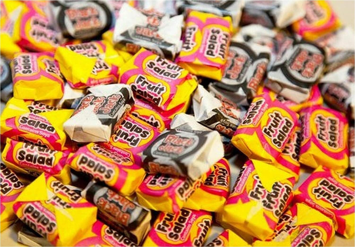 Fruit Salad and Black Jacks Sweets │ 500 Gram Bulk Bag │ 500g │ Assorted Sweet Pick and Mix for Parties, Gifts, and Sharing.