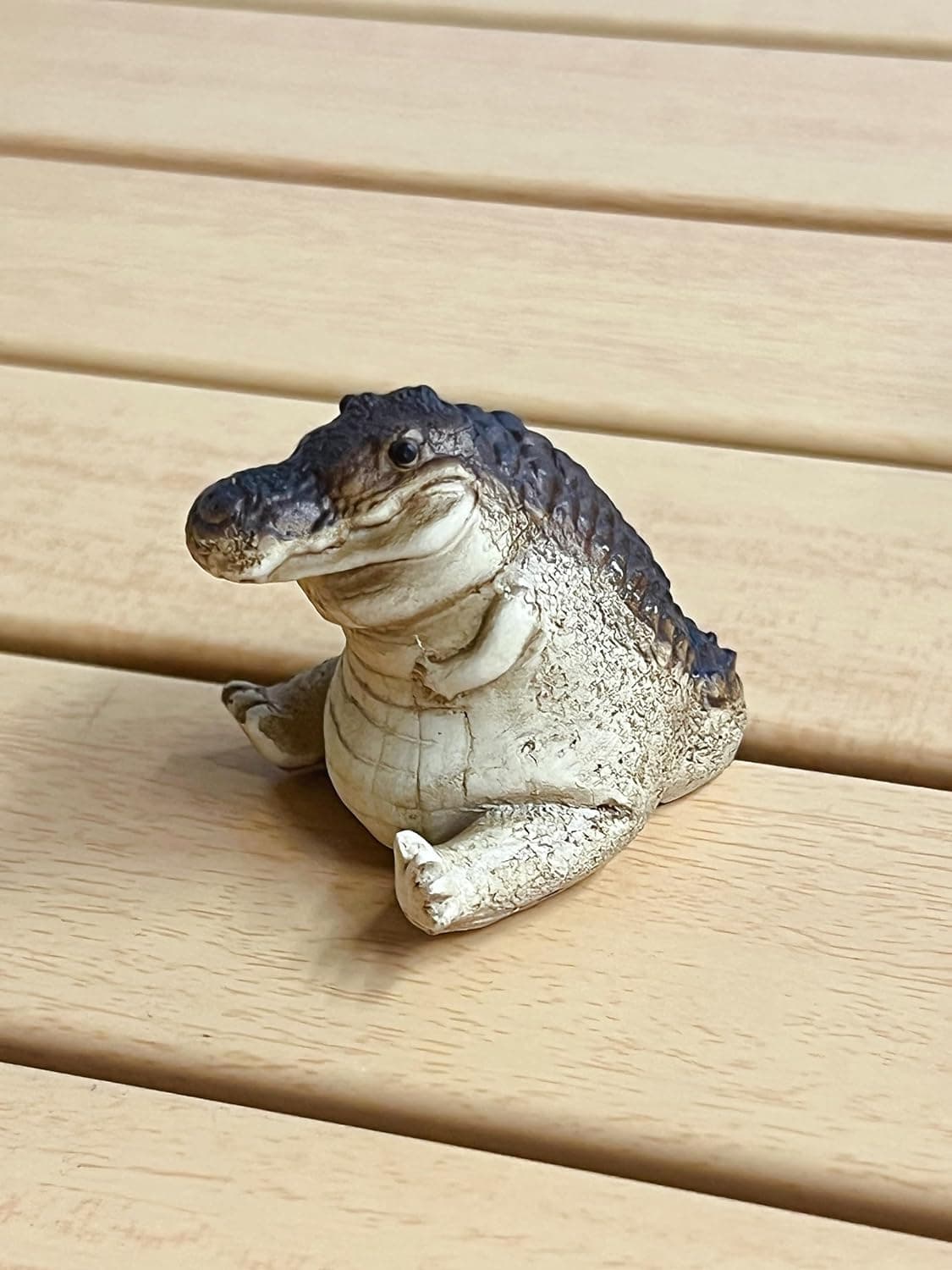 Handmade Crocodile Figurine, Alligator Statue Tea Ceremony Desk Pet, Animal Ornament Gifts for Tea Lovers, Christmas Party Favors
