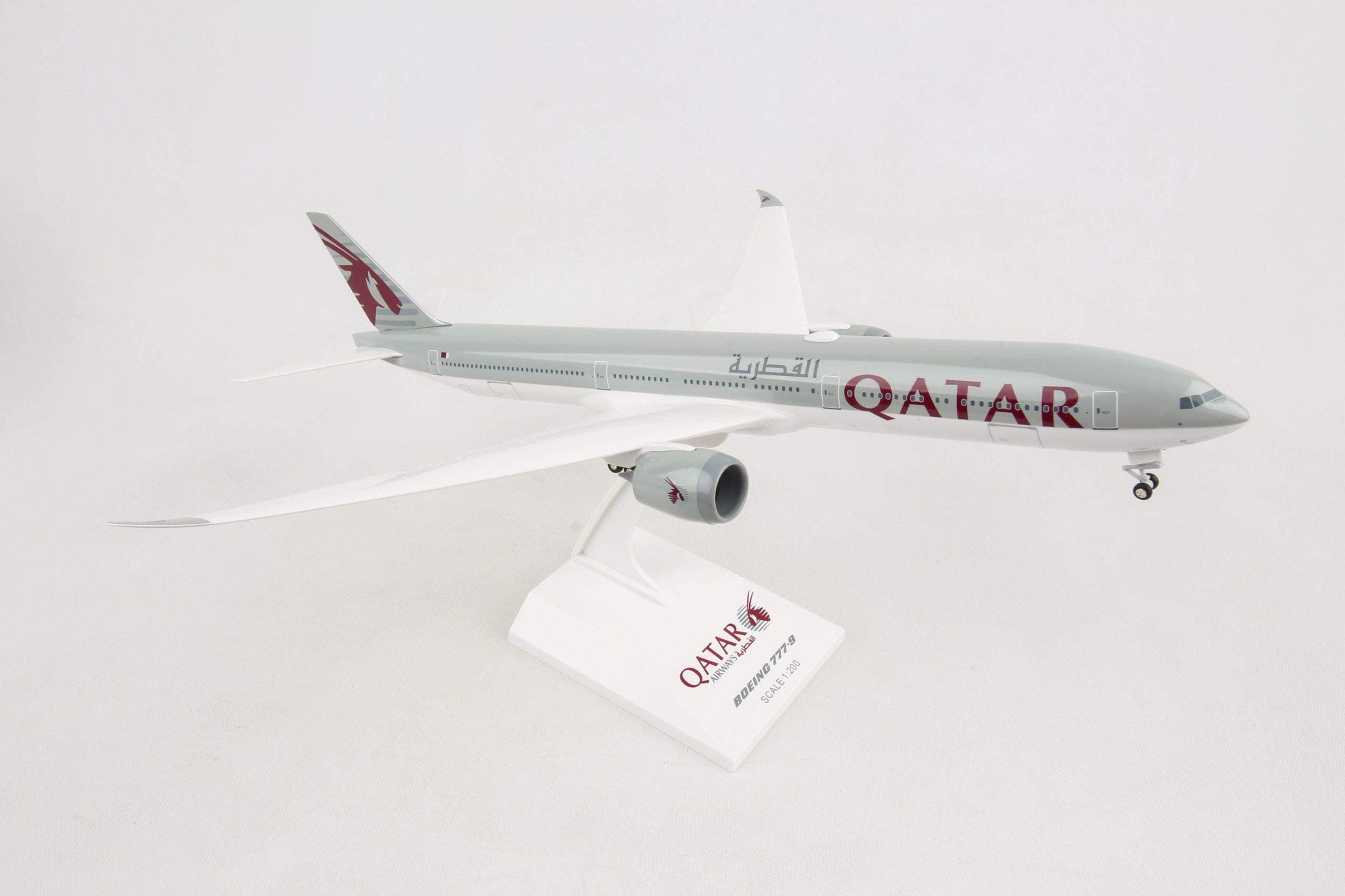 DaronSkymarks Qatar 777-9 1/200 with Gear & Flex Wingtips (SKR1014)