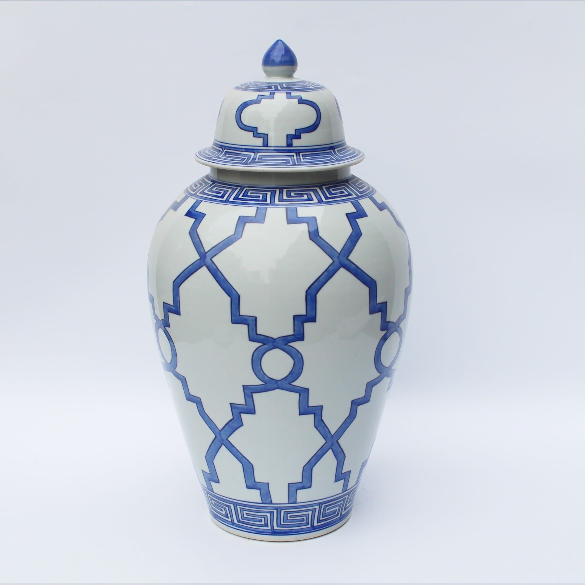 Asian Traditional Chinese Blue and White Greek Key Grids Decorative Heaven Jar