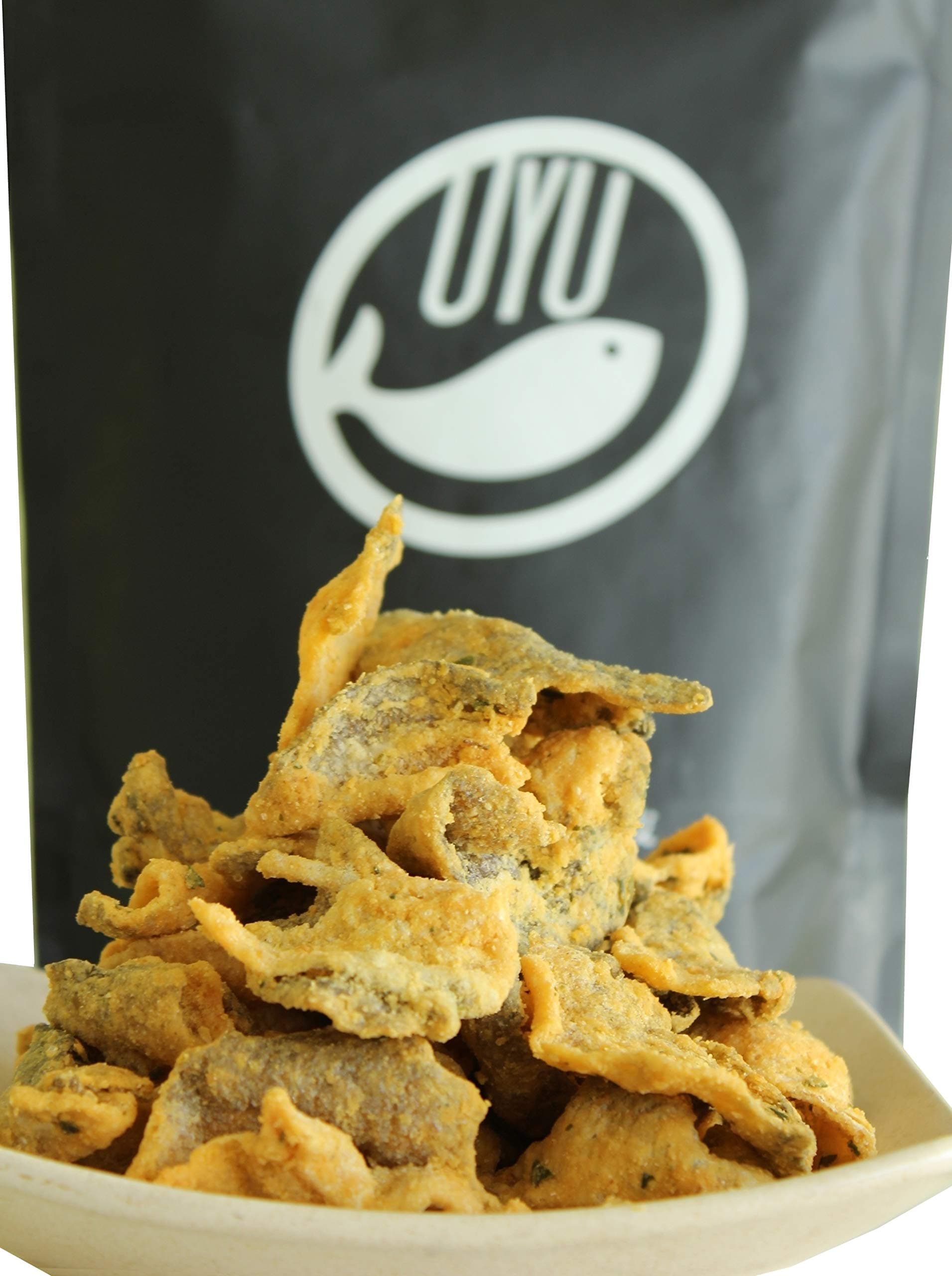 Crispy Salted Egg Fish Skin Crisps Chips (180 grams) (1 Pack) EXTREMELY DELICIOUS Crunchy Snacks For Party, Friends & Family Gathering, Movie Time, Picnic, Office, Home/ Resealable Pouch Bag
