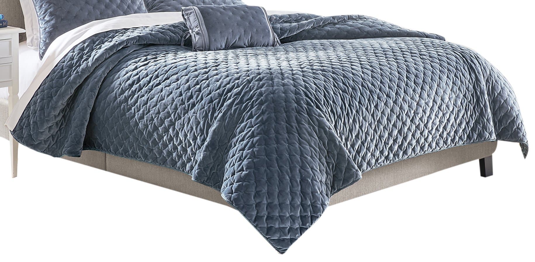 Croscill Carissa King Quilt, Periwinkle