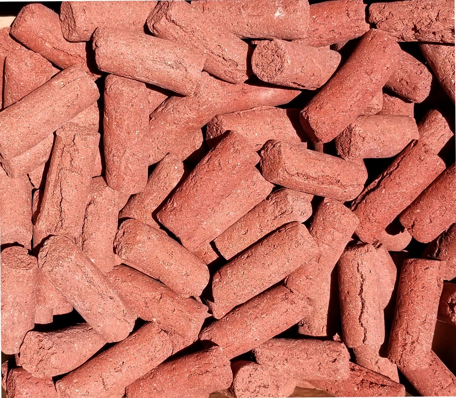 Maxi Media, Premium Large-Sized Media for Aquarium & Pond Filter (5 LBS)